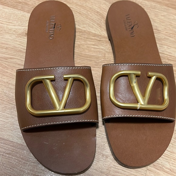 Valentino Garavani Shoes - Valentino leather slides